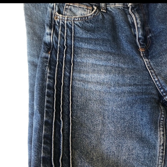 BDG high waist skinny mom jeans - Picture 5 of 6